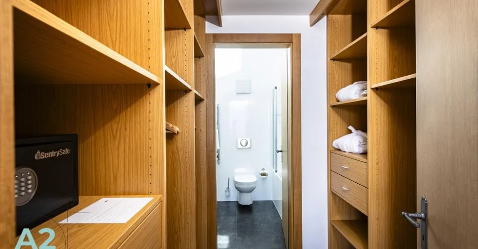 LUXUSCHALET ZU VERMIETEN AM FUSS DER PISTEN – Foto 8 von 13