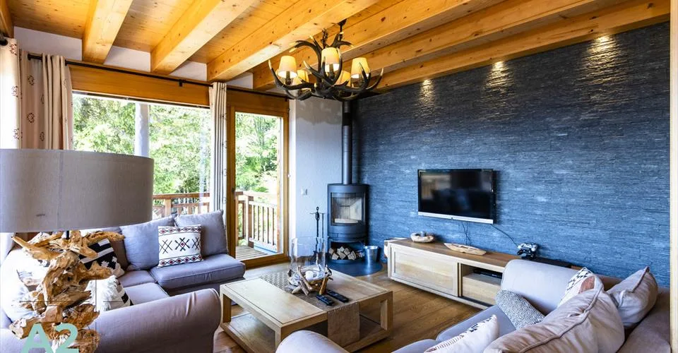 LUXUSCHALET ZU VERMIETEN AM FUSS DER PISTEN – Foto 3 von 13
