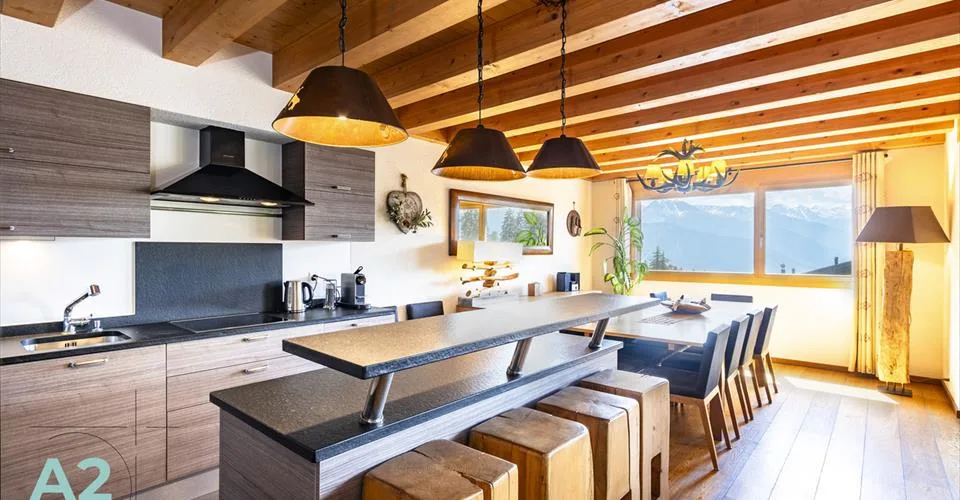 LUXUSCHALET ZU VERMIETEN AM FUSS DER PISTEN – Foto 4 von 13
