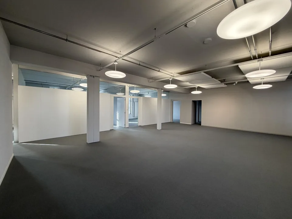 Wohn- und Geschäftshaus – Foto 7 von 12