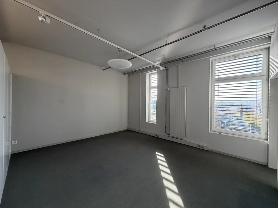 Wohn- und Geschäftshaus – Foto 5 von 12