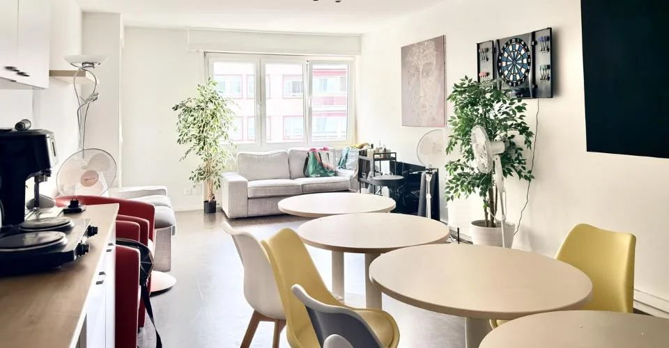 Bureau d'env. 34 m² avec balcon – au cœur de Lausanne – photo 3 sur 4