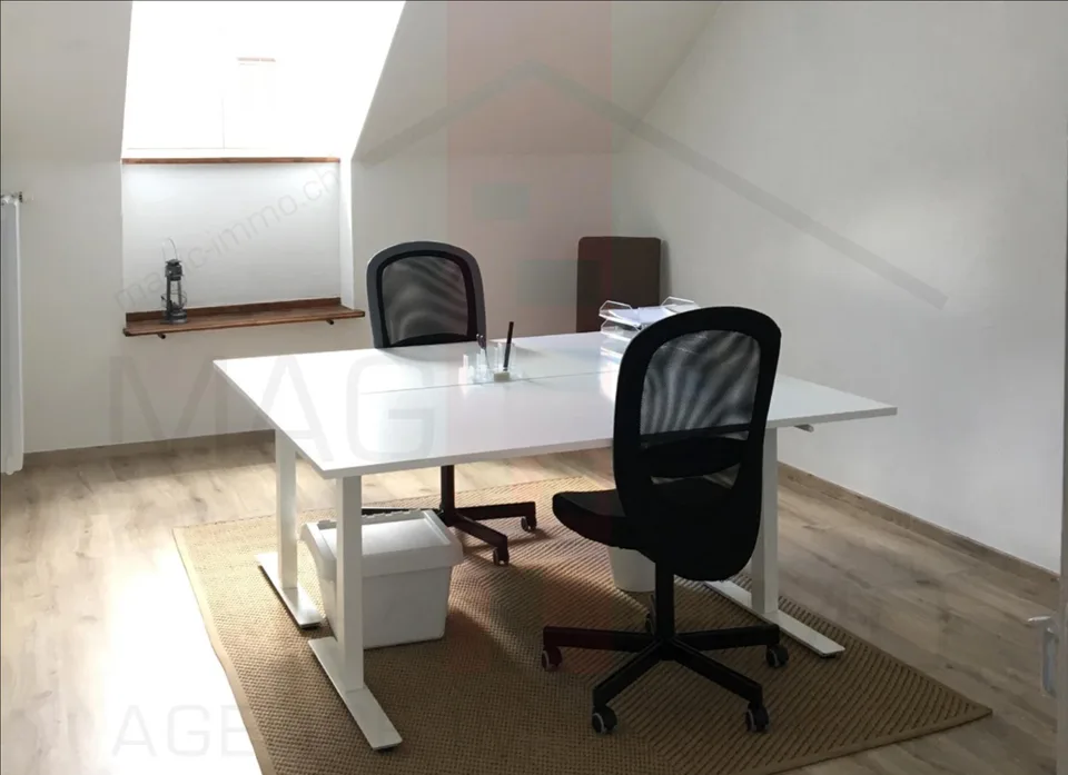 Gebäude ideal gelegen in einer dynamischen Straße zu verkaufen in Delémont. – Foto 11 von 18
