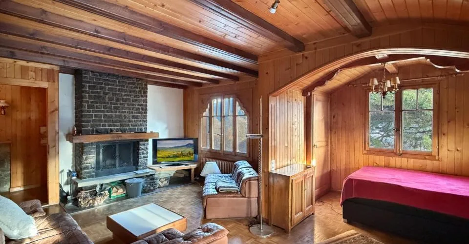 Large chalet on a magnificent plot – photo 4 of 9