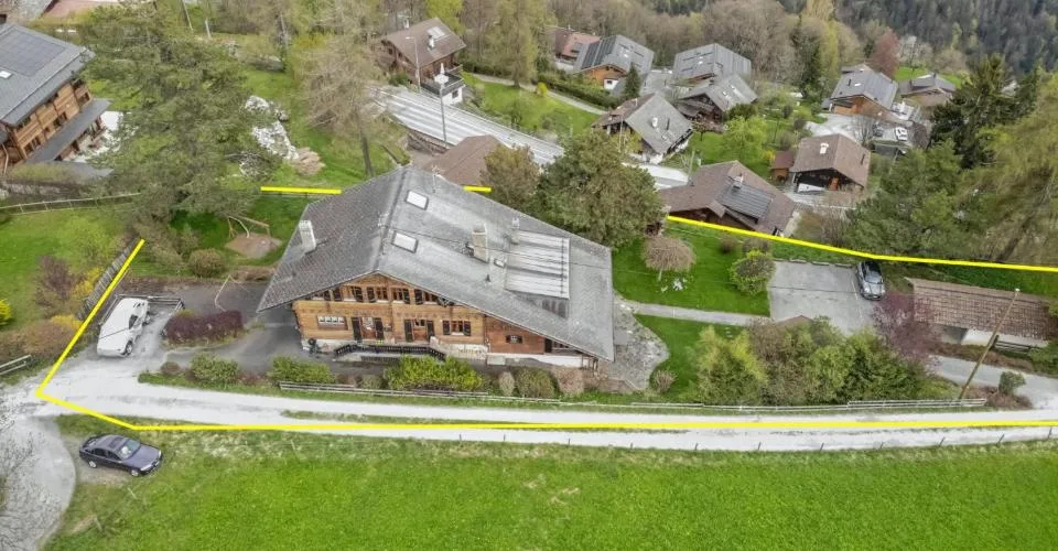 Large chalet on a magnificent plot – photo 3 of 9