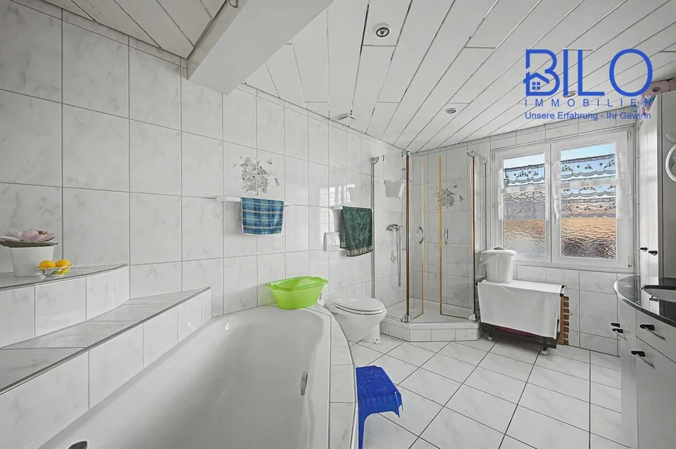 Characterful single-family house with a separate apartment on a unique 1,670 m² plot – photo 6 of 13