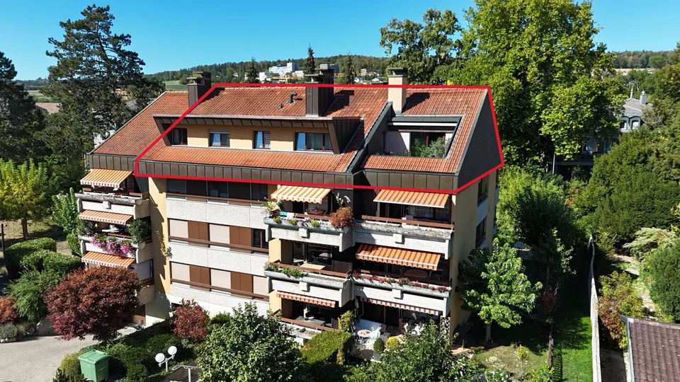 Zu verkaufen in Porrentruy charmante Penthouse von 4,5 Zimmern – Foto 2 von 13