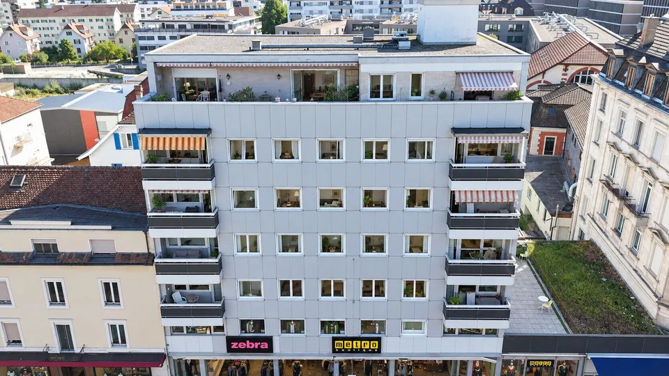 Zu verkaufen in Delémont 3,5-Zimmer-Wohnung im 2. Stock – Foto 2 von 13