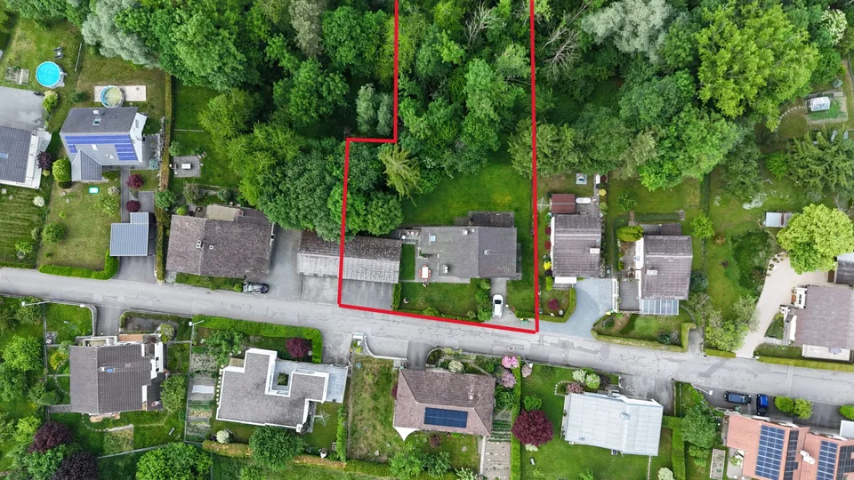 Zu verkaufen in Moutier Familienhaus mit 9,5 Zimmern – Foto 2 von 13