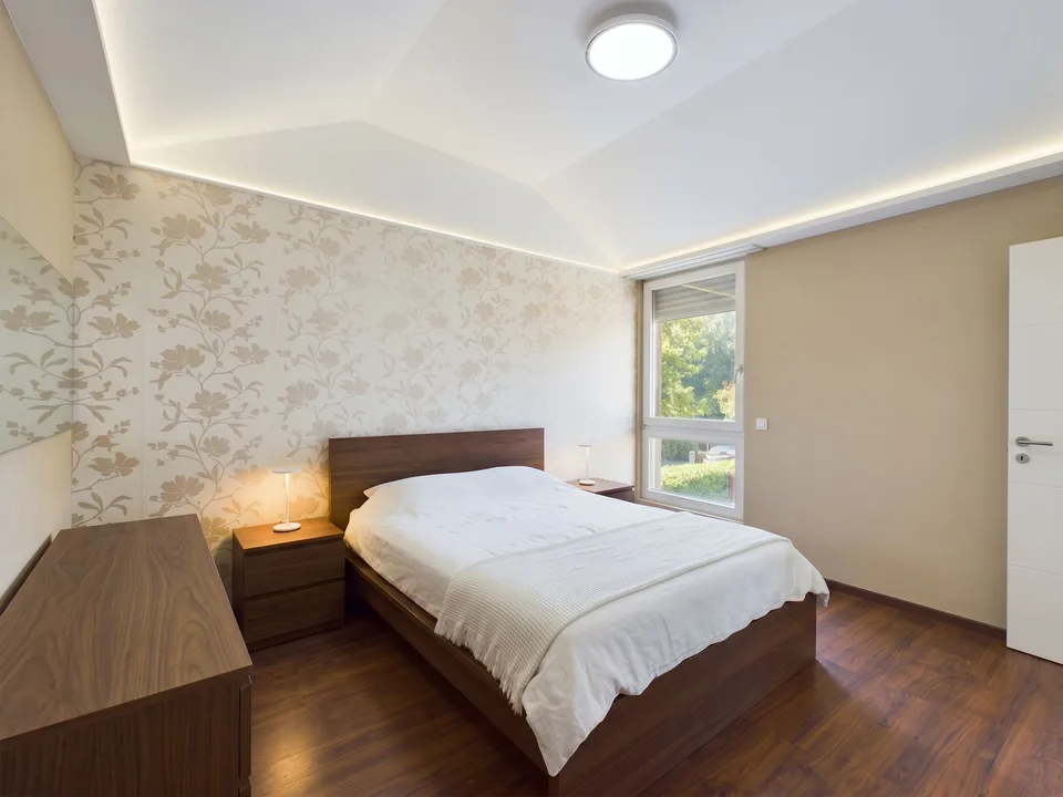 Grosszügiger Garten, Ruhige & Familienfreundliche Umgebung, Balkon, Keller & Garagenparkplatz! – Foto 7 von 24