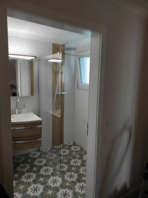 4.5-Zimmer-Wohnung wie neu - komplett renoviert – Foto 3 von 12