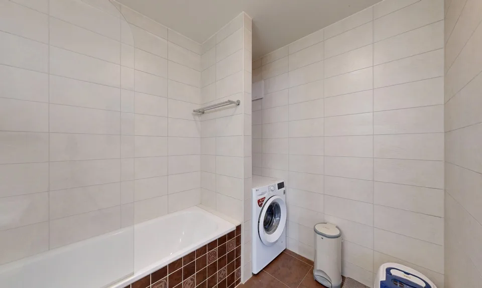 Appartement de 4.5 pièces au dernier étage avec vue sur les montagnes – photo 9 sur 11