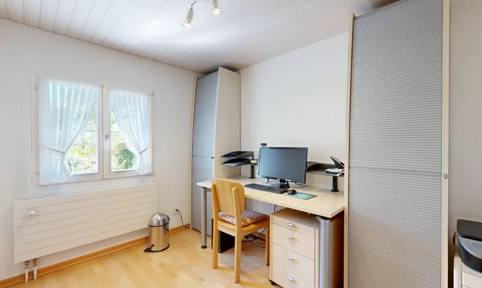 Charmantes Einfamilienhaus mit viel Platz und Weitsicht – Foto 8 von 11