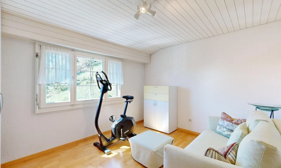 Charmantes Einfamilienhaus mit viel Platz und Weitsicht – Foto 9 von 11