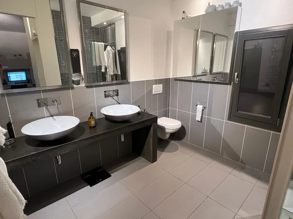 Schöne zeitgenössische Villa in ruhiger Lage – Foto 8 von 13