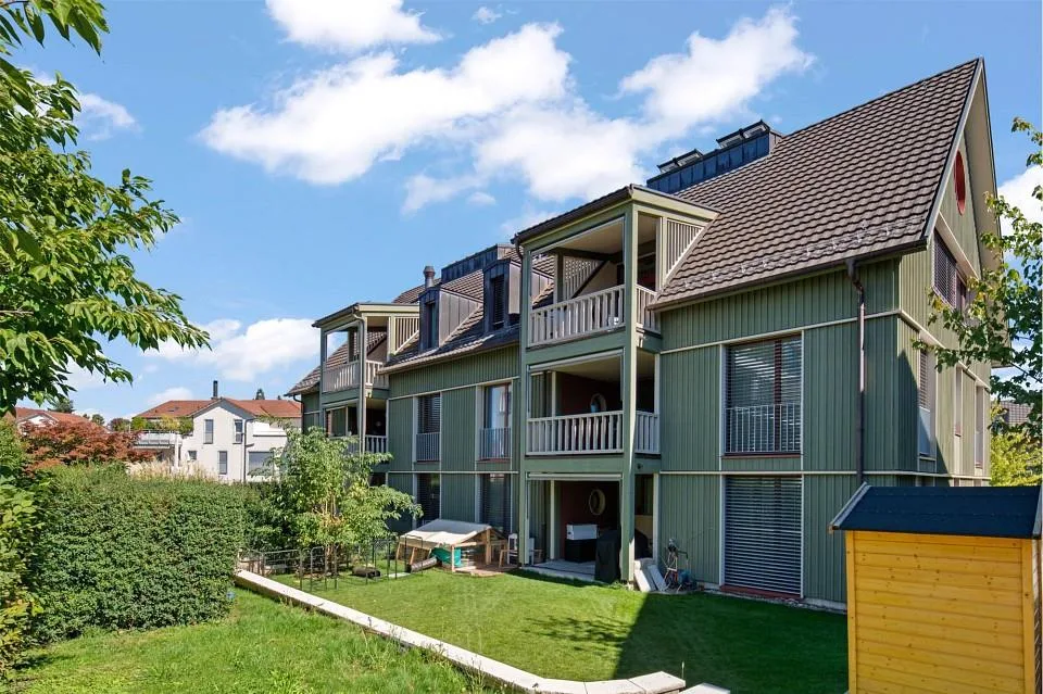 Spazio per l'individualità, appartamento-mansarda di 5½ locali in una zona tranquilla – foto 14 di 14