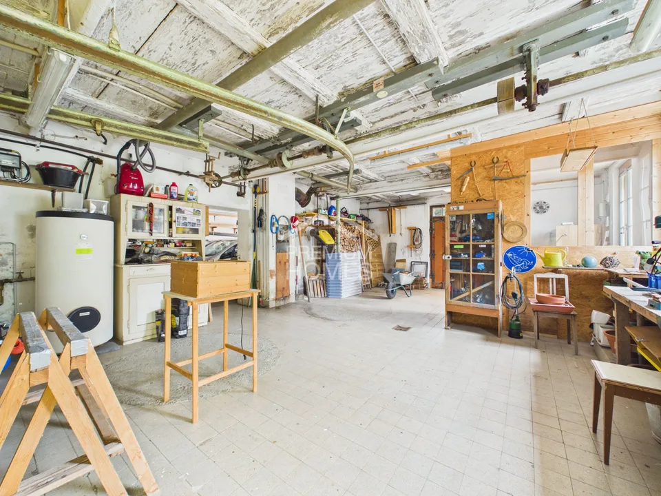 Everything under one roof - Work, Live and Realize – photo 7 of 13