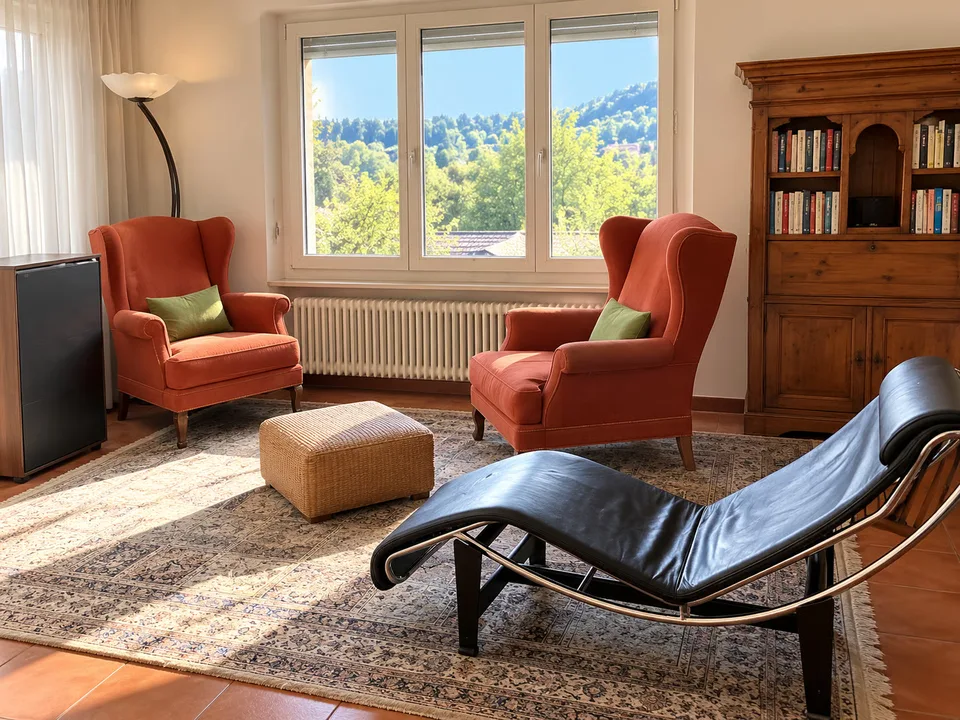 Casa unifamiliare con ampi spazi, giardino e vista aperta sulle montagne – foto 11 di 30