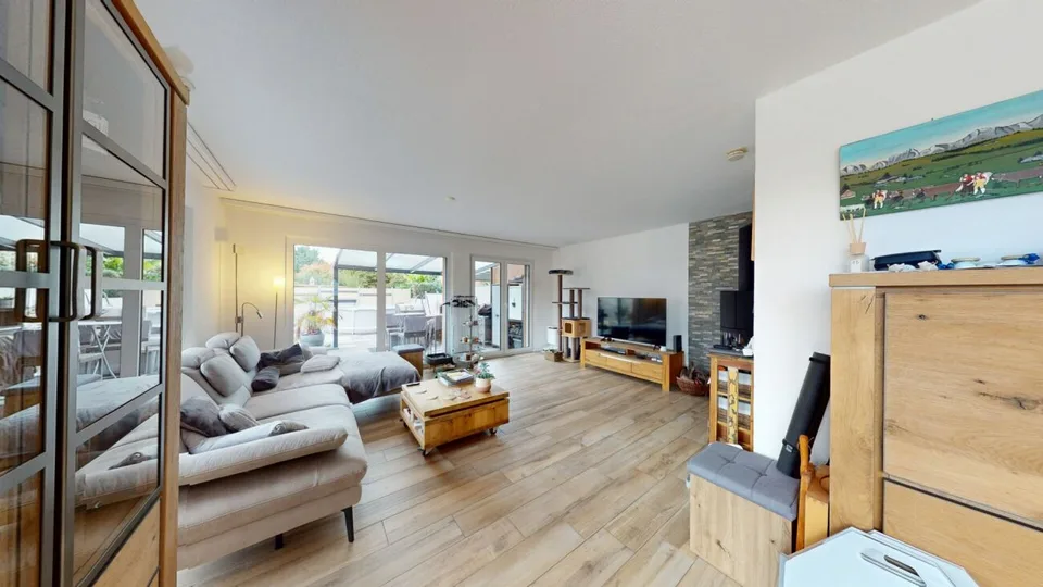Casa a schiera attraente di 4,5 locali con grande giardino – foto 4 di 13