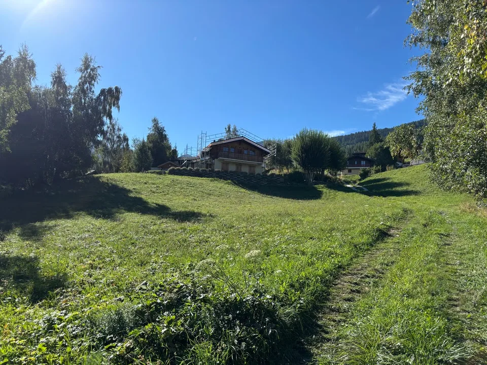 Grande parcella pronta ad accogliere il tuo futuro chalet a La Tzoumaz – foto 3 di 6