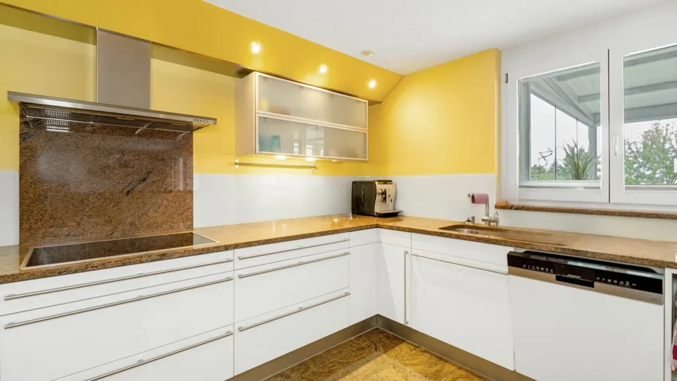 Casa familiare bifamiliare in zona tranquilla – foto 7 di 13