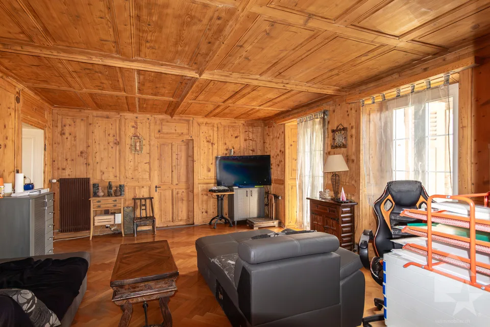 Charaktervolles Anwesen mit 3 Wohnungen in idealer Lage – Foto 12 von 12