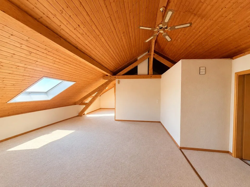 Zu verkaufen in Grandfontaine ein Haus voller Potenzial mit 9,5 Zimmern – Foto 9 von 13