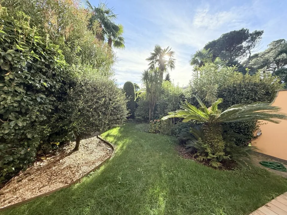 Elegante appartamento giardino di 2,5 locali nella residenza Camelia, Ascona – foto 10 di 10
