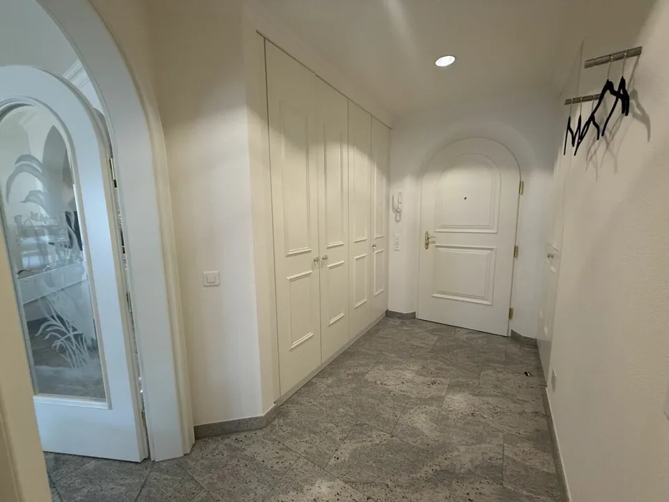 Elegante appartamento giardino di 2,5 locali nella residenza Camelia, Ascona – foto 3 di 10