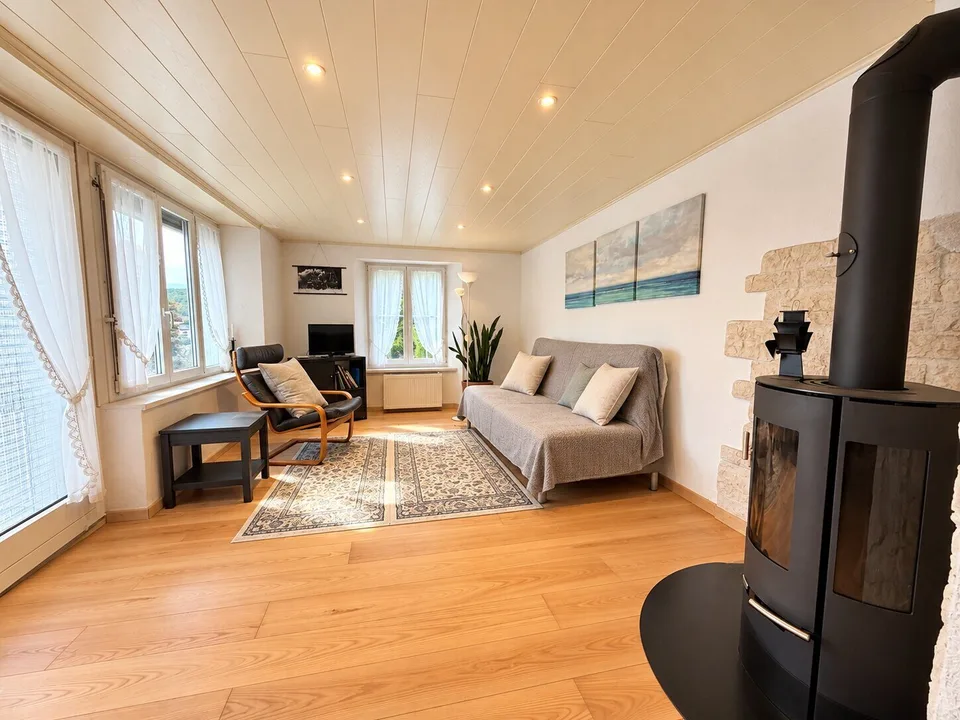 Zu verkaufen 5,5-Zimmer-Haus im Dorf Chevenez – Foto 2 von 13