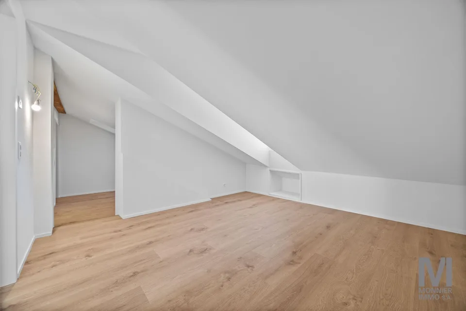 Appartement de 3.5 pièces en attique entièrement rénové – photo 3 sur 13