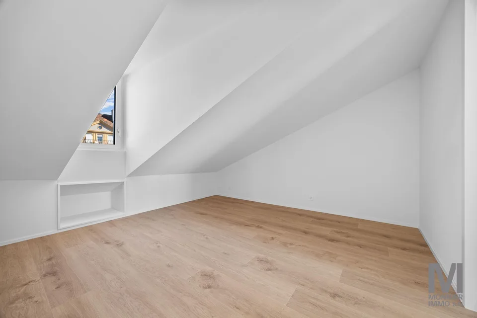Appartement de 3.5 pièces en attique entièrement rénové – photo 5 sur 13