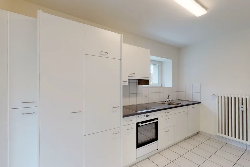Ruhig gelegene Wohnung mit zwei Balkonen – Foto 2 von 9