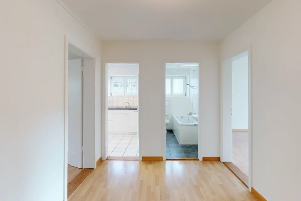 Ruhig gelegene Wohnung mit zwei Balkonen – Foto 5 von 9