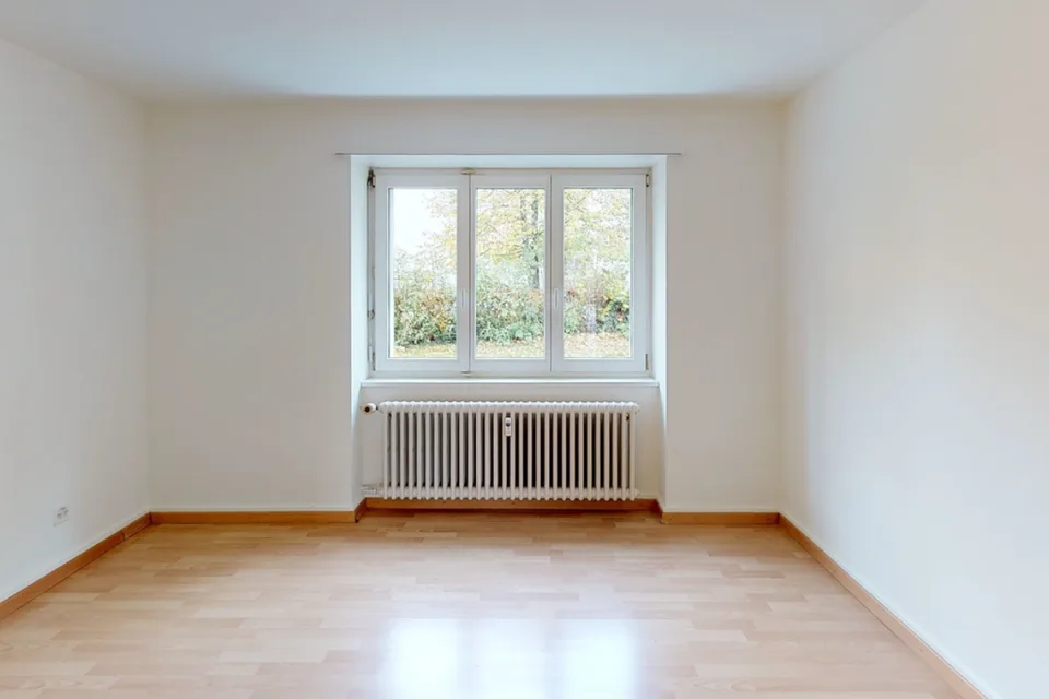 Ruhig gelegene Wohnung mit zwei Balkonen – Foto 3 von 9