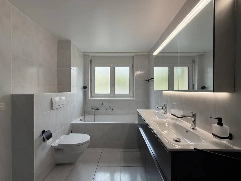 Offerta esclusiva: 1 mese gratuito - Appartamento ristrutturato di 4,5 locali in affitto a Hauts-Geneveys – foto 7 di 11