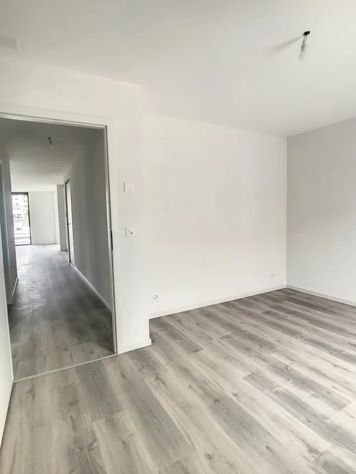 3,5-Zimmer-Wohnung mit Balkon – Foto 9 von 11