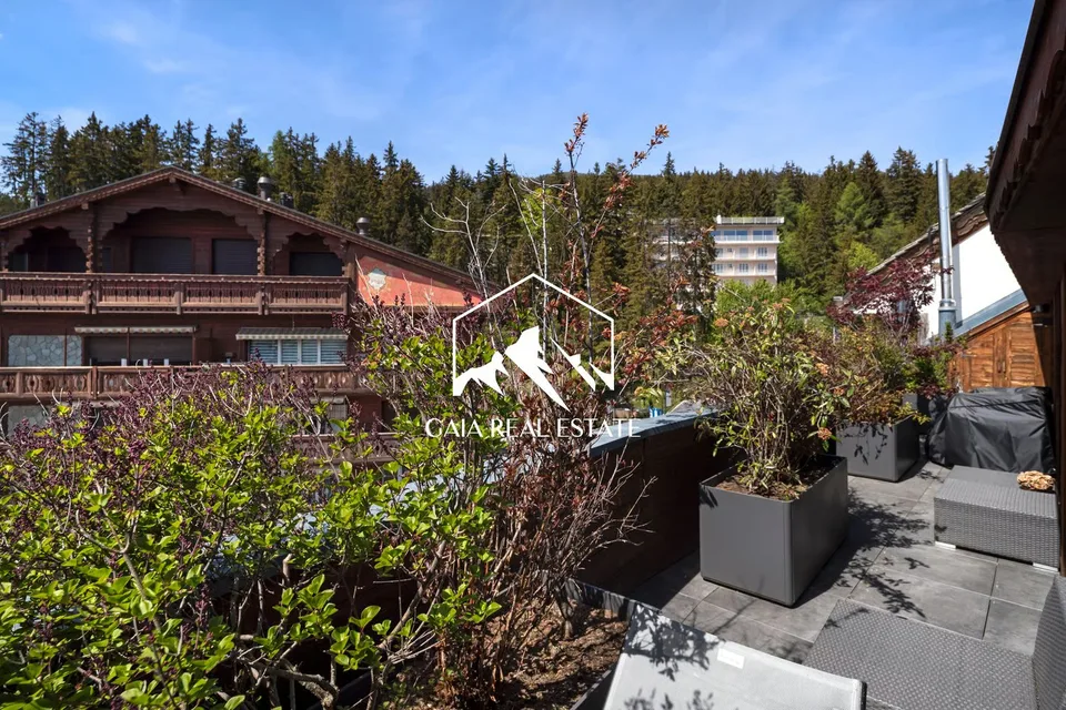 Stupendo appartamento mansardato di 4,5 stanze con vista panoramica a Crans-Montana – foto 14 di 19