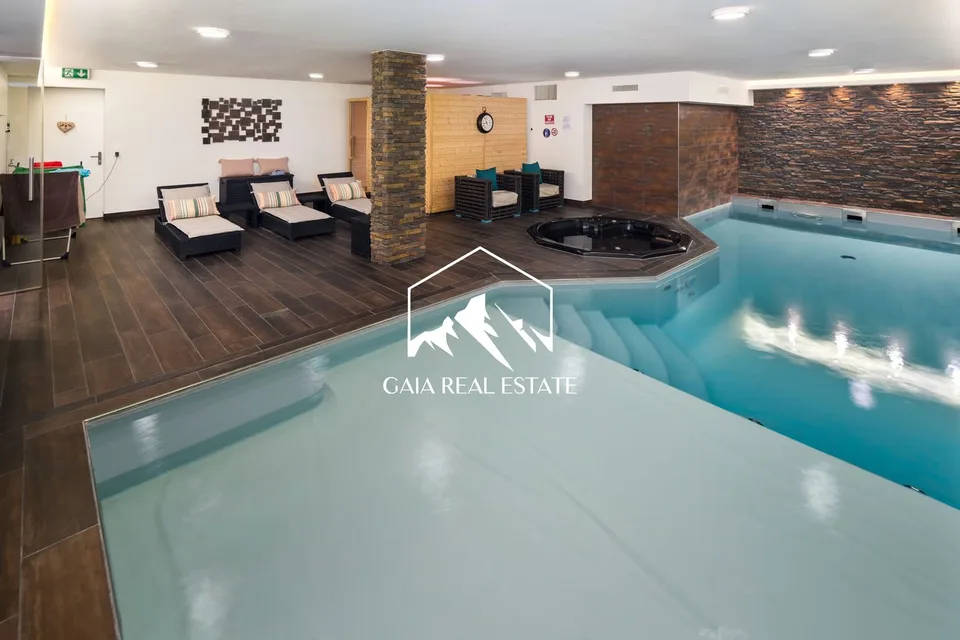 Stupendo appartamento mansardato di 4,5 stanze con vista panoramica a Crans-Montana – foto 18 di 19