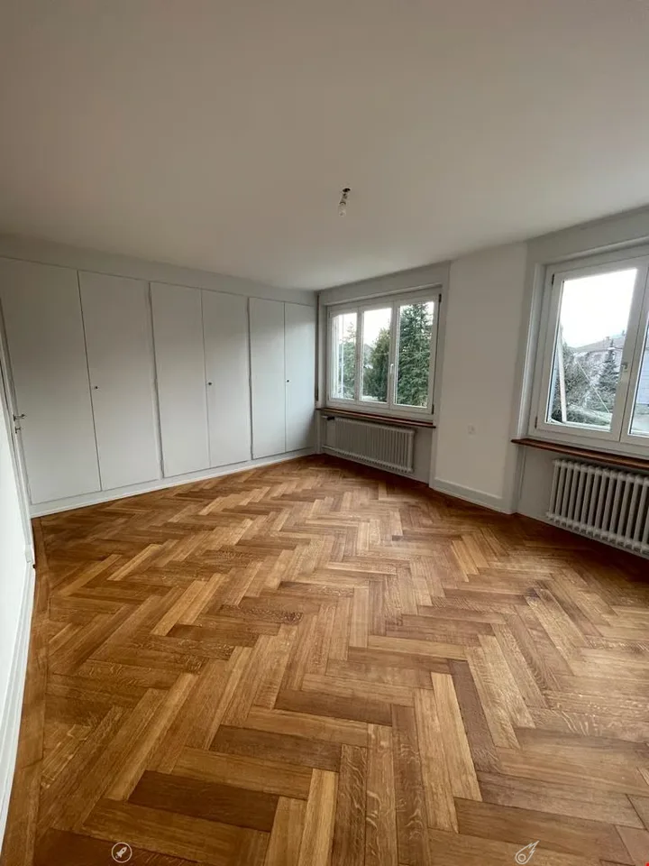 3.5-Zimmerwohnung mit grosser Terrasse und Balkon / Appartement de 3.5 pièces – Foto 2 von 7