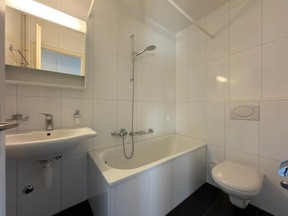 2,5-Zimmer-Wohnung in der Rue du Milieu 17, Biel – Foto 6 von 7