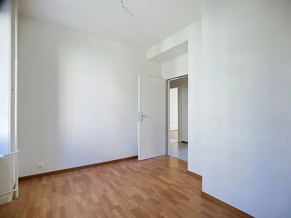 2,5-Zimmer-Wohnung mit Balkon – Foto 9 von 10
