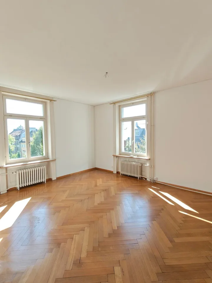 Geräumige 7.5-Zimmer-Wohnung befristet für 24 Monate – Foto 4 von 8