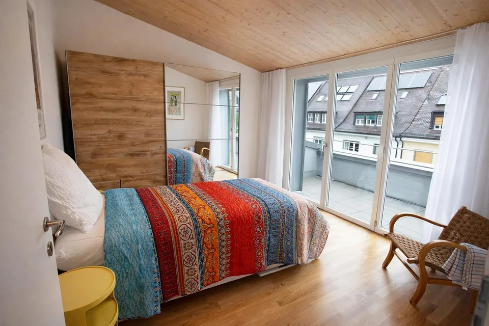 Möblierte 3-Zimmer-Dachwohnung im Paulus-Quartier – Foto 5 von 12