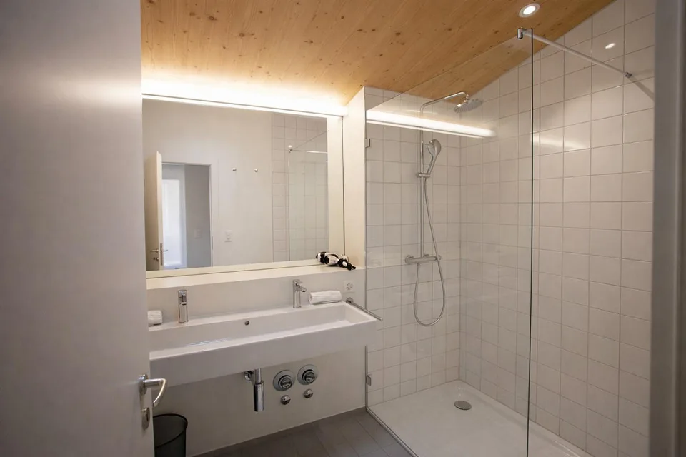 Möblierte 3-Zimmer-Dachwohnung im Paulus-Quartier – Foto 6 von 12