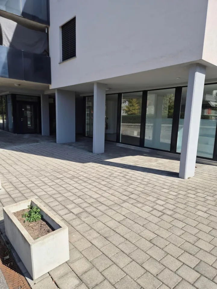 Gewerbefläche – Foto 2 von 12