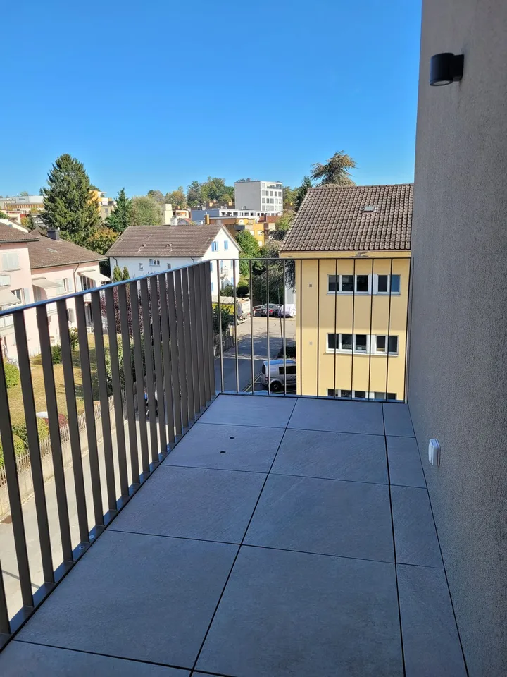 Erstbezug im HIGH FIVE 2.5-Zimmerwohnung mit Balkon & Waschturm – Foto 4 von 7