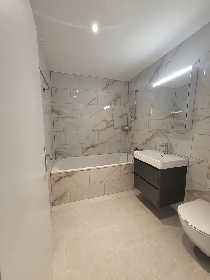 Prima occupazione in HIGH FIVE Ampio appartamento di 4,5 stanze con giardino d'inverno e balcone – foto 6 di 12