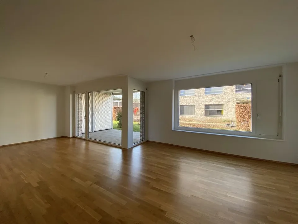 Appartamento moderno di 3,5 stanze nel verde – foto 2 di 8