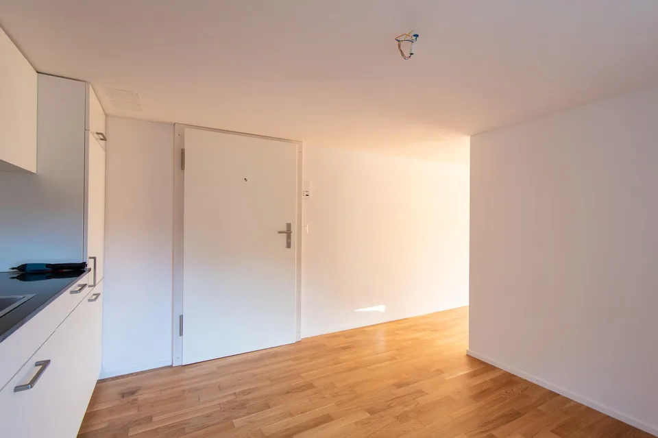 Helle 1.5 Zimmer-Wohnung mit Balkon in der Altstadt – Foto 8 von 13